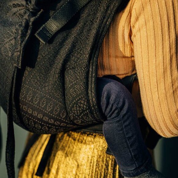 NWT Lenny Lamb Onbuhimo Peacock's Tail Pitch Black - Picture 4 of 5